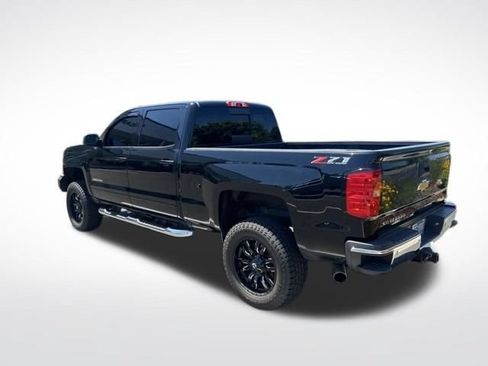 Used 2018 Chevrolet Silverado 2500 LT w/ All Star Edition AWD/4WD image 7
