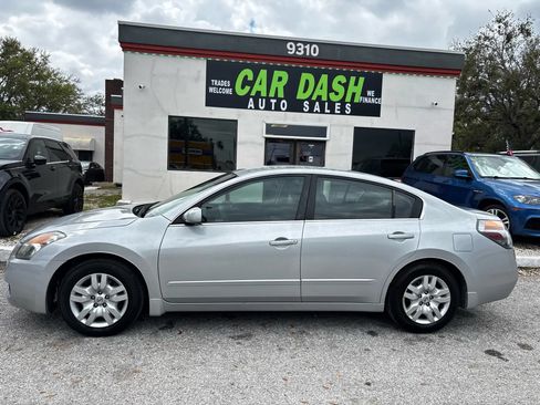 Used 2009 Nissan Altima 2.5 S FWD image 5