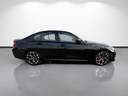 New 2026 BMW 330i Sedan w/ M Sport Package RWD image 2