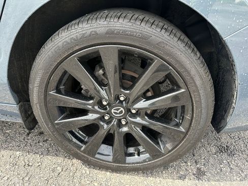 Used 2023 MAZDA MAZDA3 s FWD image 19