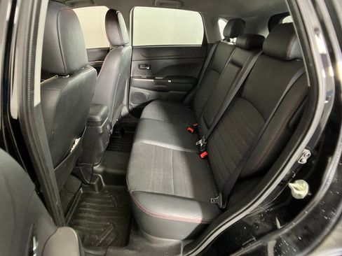 Used 2022 Mitsubishi Outlander Sport SE image 25