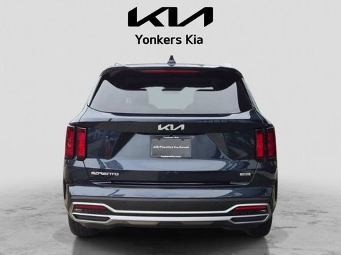Certified 2023 Kia Sorento EX AWD/4WD image 7