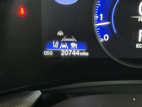 Certified 2025 Lexus NX 250 FWD w/ Premium Package image 20