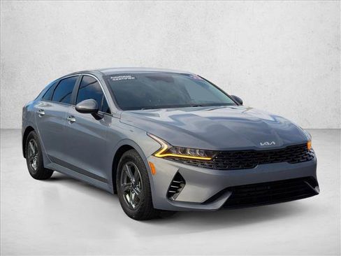 Used 2022 Kia K5 LXS image 3