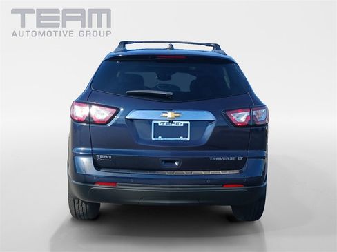 Used 2016 Chevrolet Traverse LT image 6