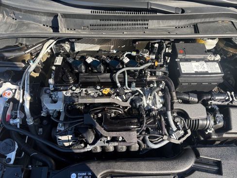 Used 2025 Toyota Corolla LE image 30
