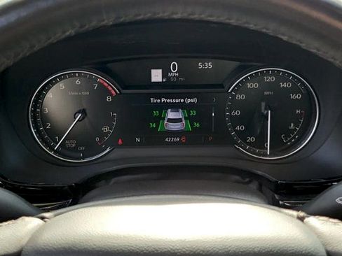 Used 2023 Cadillac XT6 Premium Luxury FWD image 25