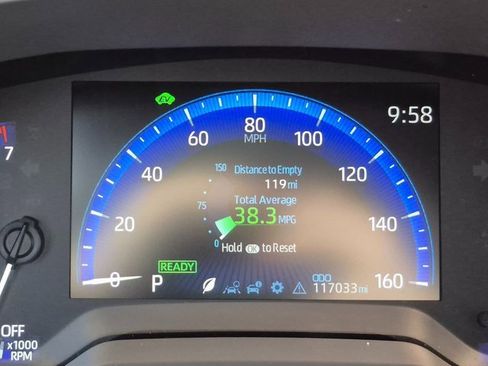 Used 2020 Toyota Corolla LE image 11