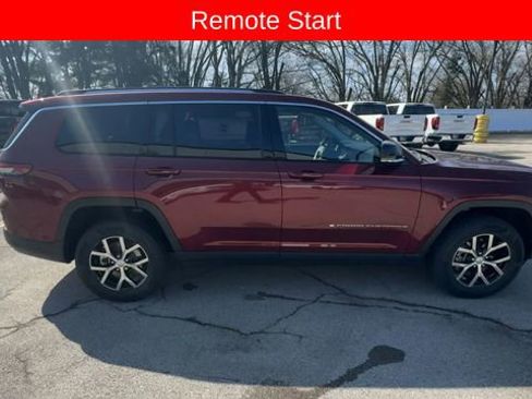 Used 2023 Jeep Grand Cherokee L Limited w/ Luxury Tech Group II image 9