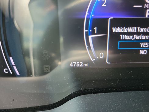 Used 2025 Toyota Corolla XSE FWD image 25