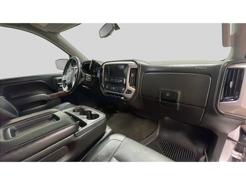 Used 2015 GMC Sierra 1500 SLE w/ SLE Value Package AWD/4WD image 18
