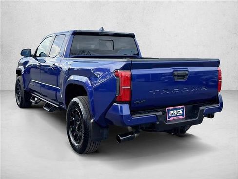 Used 2025 Toyota Tacoma SR5 AWD/4WD image 4