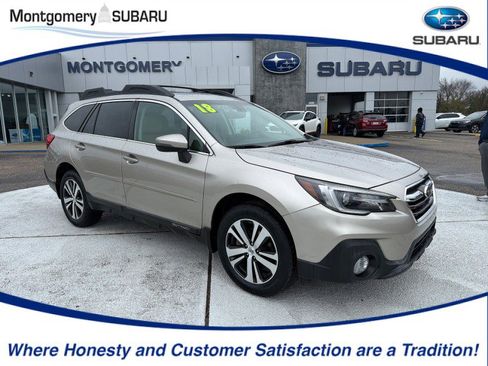 Used 2018 Subaru Outback 2.5i Limited image 1