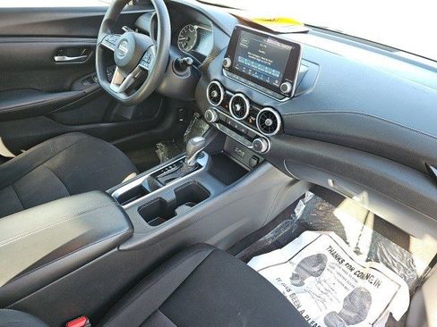 Used 2023 Nissan Sentra SV image 14