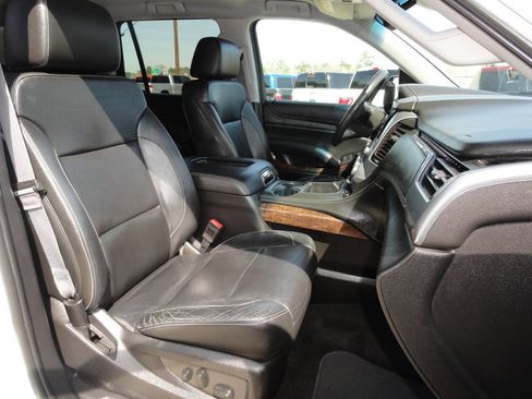 Used 2017 Chevrolet Tahoe LT image 8