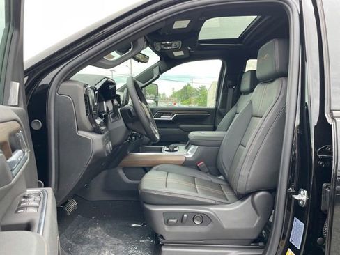 New 2026 Chevrolet Silverado 2500 High Country w/ High Country Premium Package AWD/4WD image 9