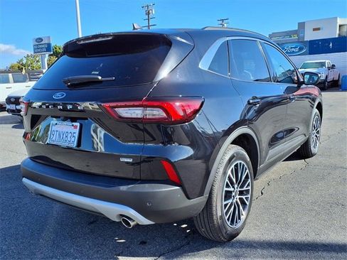 Used 2024 Ford Escape SE image 22