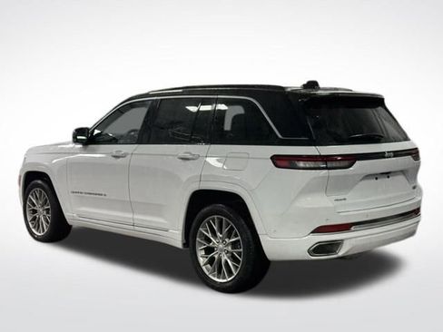 Used 2025 Jeep Grand Cherokee Summit image 9