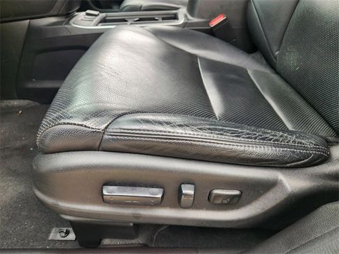 Used 2016 Honda CR-V Touring image 30