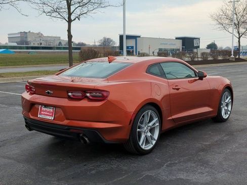 Used 2023 Chevrolet Camaro LT w/ Technology Package image 5