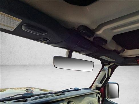 Used 2022 Jeep Wrangler Unlimited Sahara w/ Cold Weather Group image 21