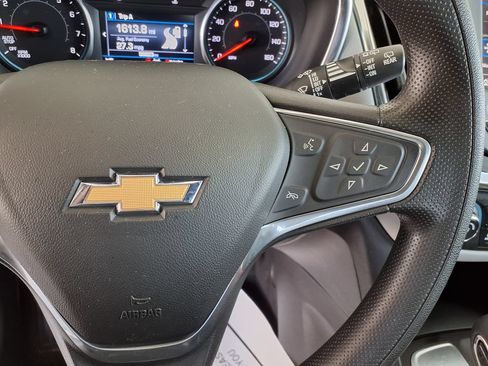 Used 2023 Chevrolet Equinox LT FWD image 25