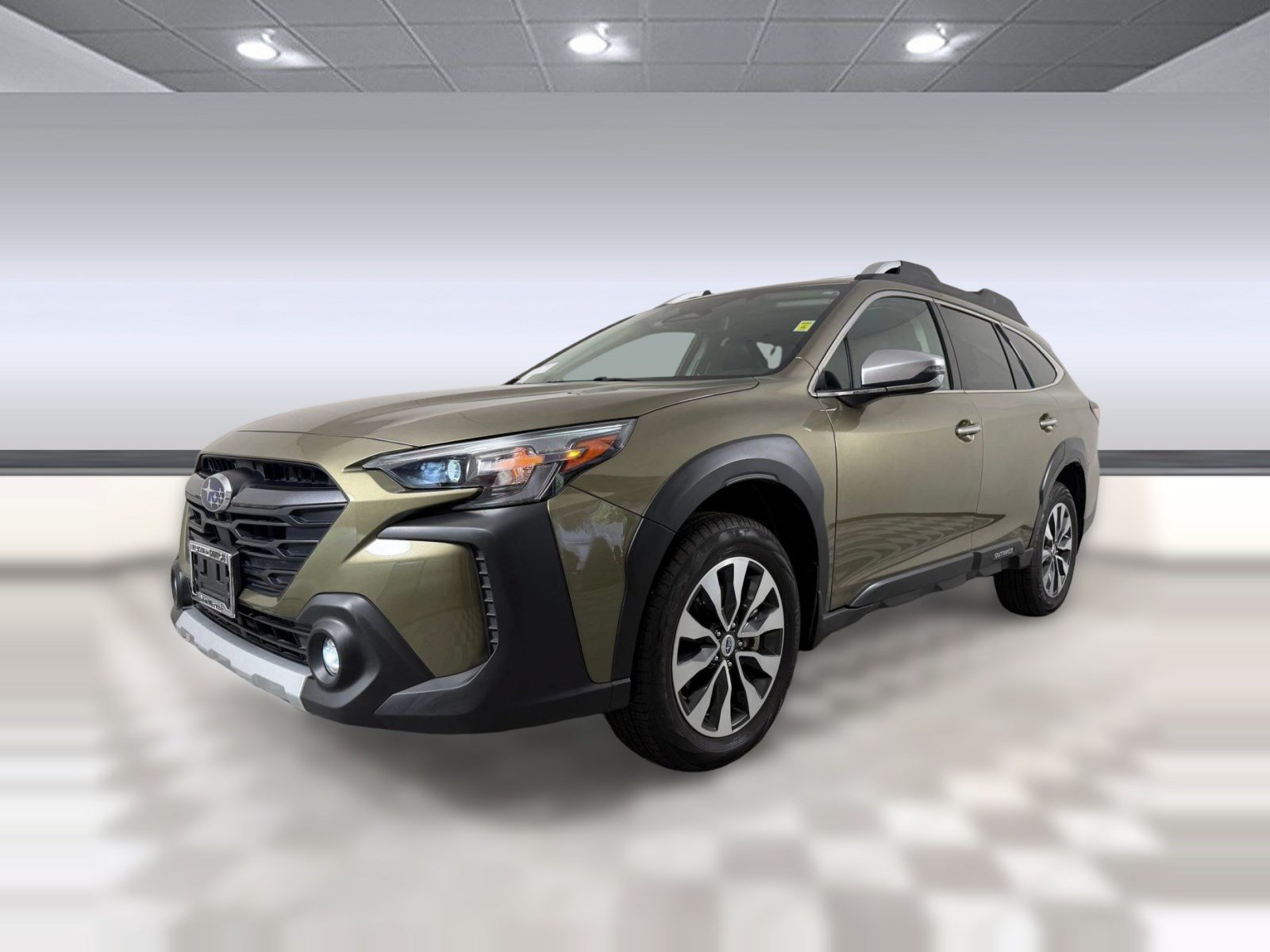 Used 2025 Subaru Outback Touring XT AWD/4WD image 1