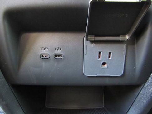 New 2026 GMC Acadia Elevation image 17