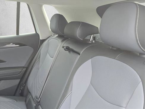 New 2026 Volkswagen Tiguan SE FWD image 22
