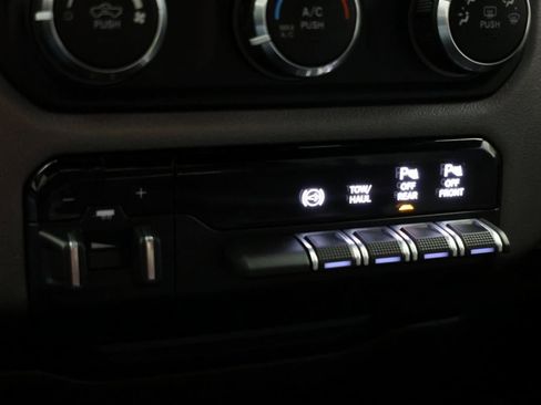 Used 2020 RAM 3500 Big Horn w/ Level 1 Equipment Group image 28