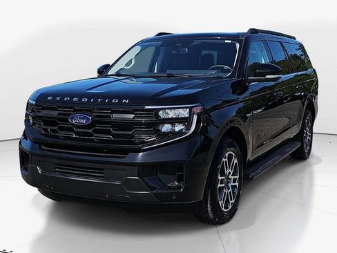 Used 2025 Ford Expedition Max Active AWD/4WD image 8