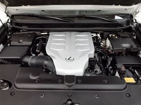 Used 2023 Lexus GX 460 Premium w/ Premium Package AWD/4WD image 3