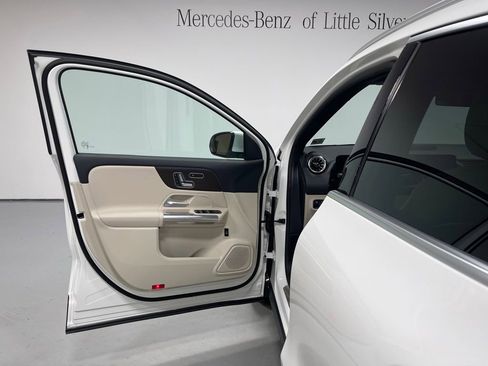 Used 2026 Mercedes-Benz GLA 250 4MATIC image 17