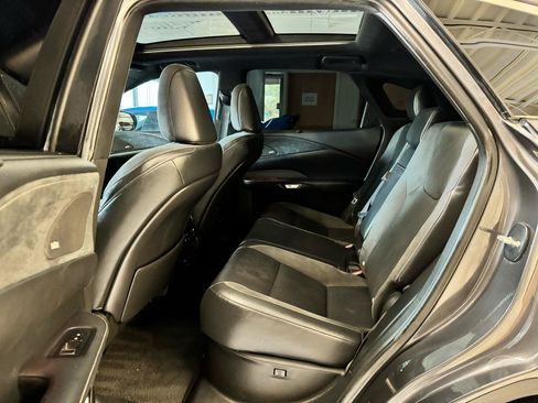 Used 2024 Lexus RX 350 FWD w/ Convenience Package image 22