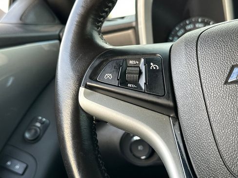 Used 2015 Chevrolet Camaro SS image 33