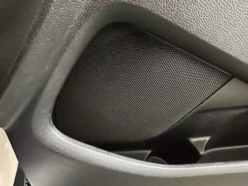 Used 2017 Ford Explorer Platinum AWD/4WD image 31