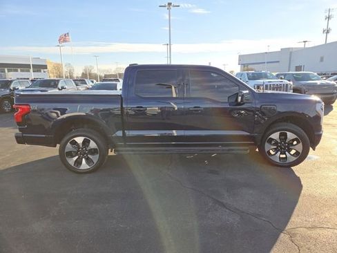 Used 2023 Ford F150 Lightning Platinum image 26
