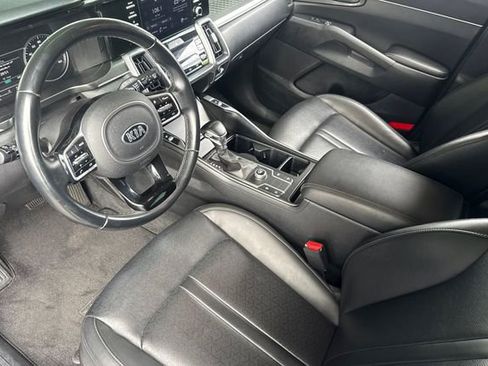 Used 2021 Kia Sorento S image 10