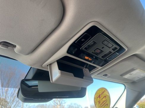 Used 2024 Toyota Grand Highlander Limited image 28