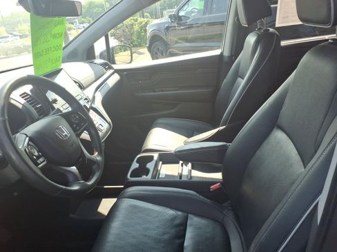 Used 2023 Honda Odyssey Elite image 7