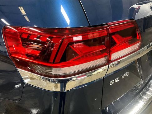 Used 2022 Volkswagen Atlas SE image 53