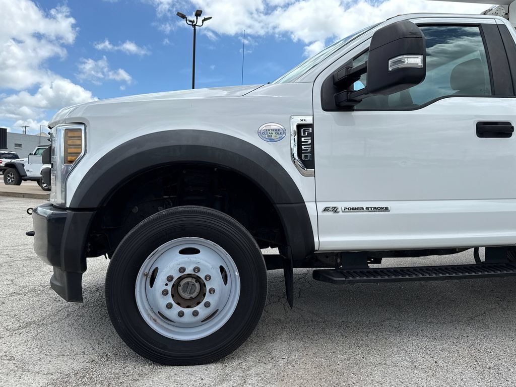 Used 2019 Ford F550 4x4 Regular Cab Super Duty image 5