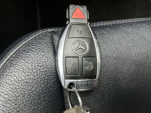 Used 2009 Mercedes-Benz C 300 4MATIC Sedan image 22