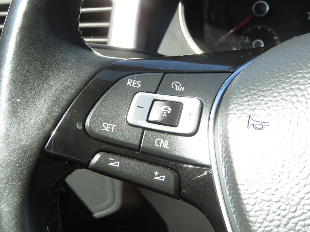 Used 2018 Volkswagen Atlas SE AWD/4WD image 24