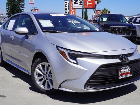 Certified 2026 Toyota Corolla LE FWD image 2