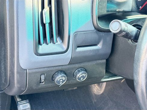 Used 2022 Chevrolet Colorado Z71 image 11