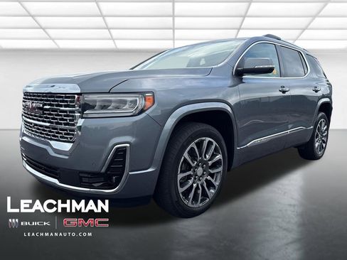 Used 2020 GMC Acadia Denali w/ Technology Package FWD image 9
