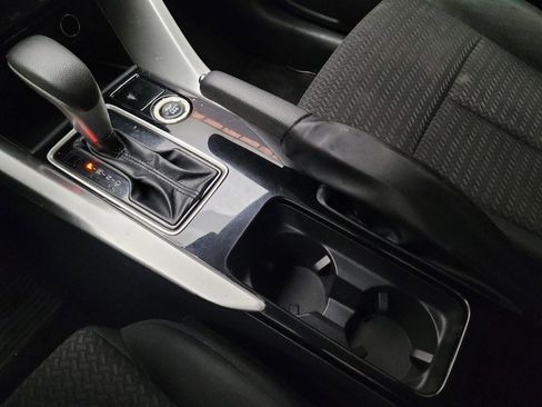 Used 2019 Mitsubishi Eclipse Cross ES image 26