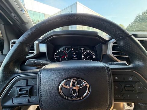 Used 2026 Toyota Tundra SR5 w/ SR5 Convenience Package AWD/4WD image 10