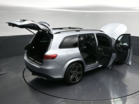 Used 2022 Mercedes-Benz GLS 450 4MATIC image 39